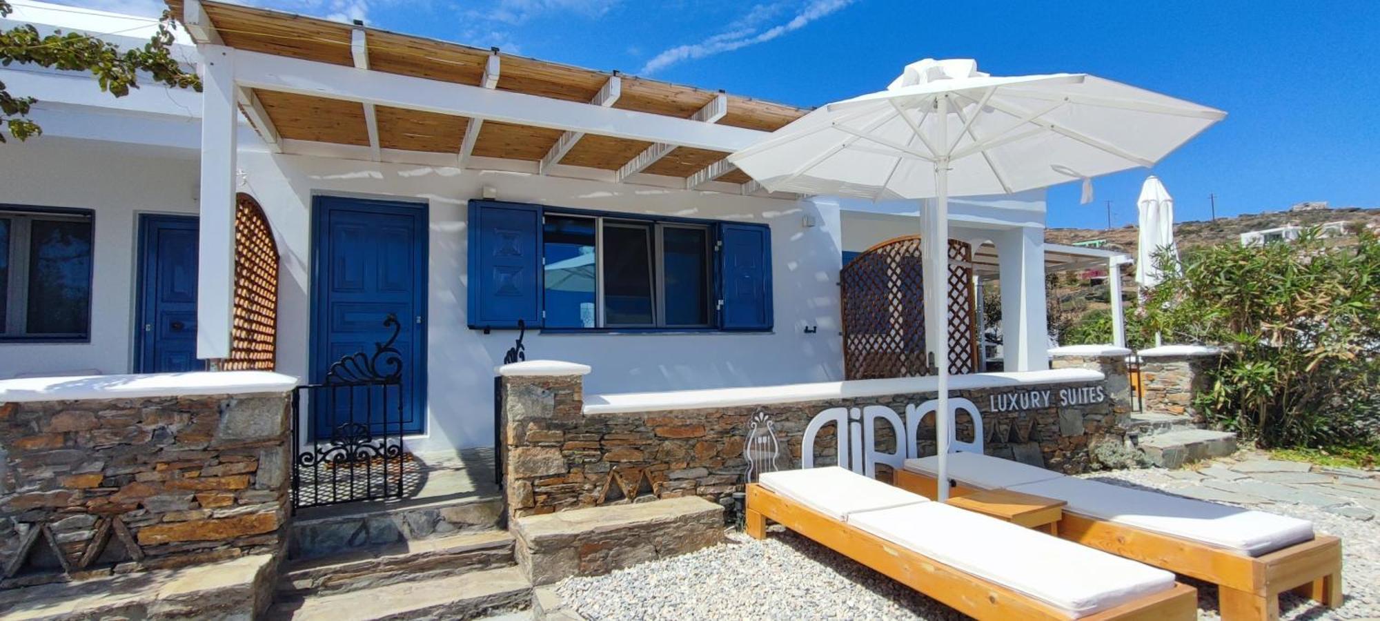 Diana'S Luxury Suites Kythnos Exterior photo
